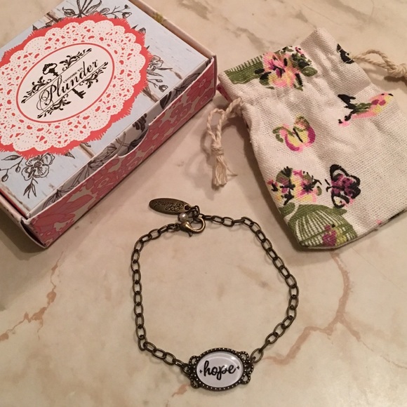 Plunder Jewelry - NIB Plunder Hope inspirational bracelet. 9”